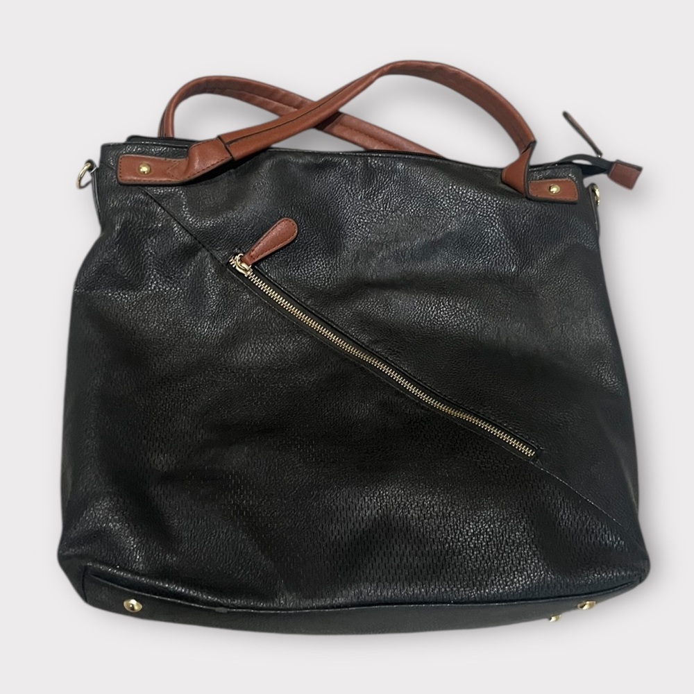 NWOT. Large Black Faux Leather Purse with Brown Straps